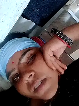 Cuty nensi online show from October 7, 2025, 4:31 am