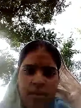 Cuty nensi online show from October 9, 2025, 8:01 am