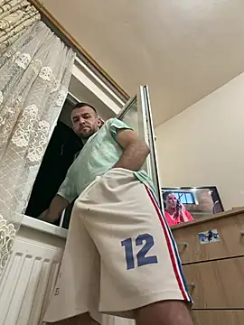 sexyman1936 online show from February 8, 2026, 4:27 am