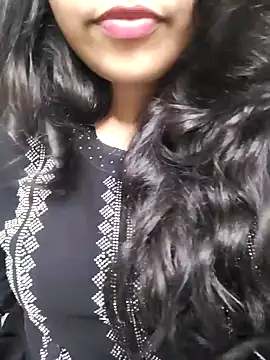 Miss Rose   online show from October 7, 2025, 4:59 pm