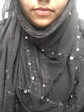 Miss Rose   online show from October 8, 2025, 5:43 pm