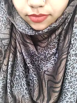 Miss Rose   online show from April 5, 2026, 6:10 am