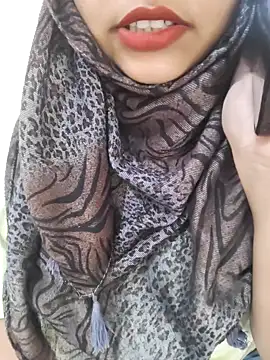 Miss Rose   online show from April 13, 2026, 6:30 am