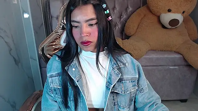 Snapshot of Celeste2_b chatting on October 22, 2025, 1:00 pm Celeste2 b online show from October 22, 2025, 1:00 pm