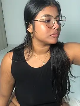 AnaBrowmn online show from November 9, 2025, 10:52 pm