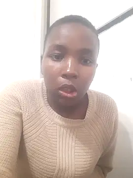 Snapshot of QueenLanaL chatting on October 8, 2025, 2:36 pm QueenLanaL online show from October 8, 2025, 2:36 pm