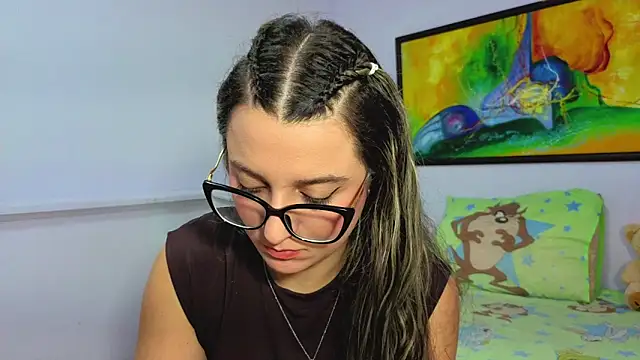 katiaa lovv online show from April 8, 2026, 12:16 pm