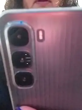 MEYBELLATINA online show from November 7, 2025, 9:26 pm