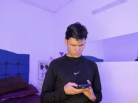 Aaron Foxxx online show from January 6, 2026, 1:15 pm