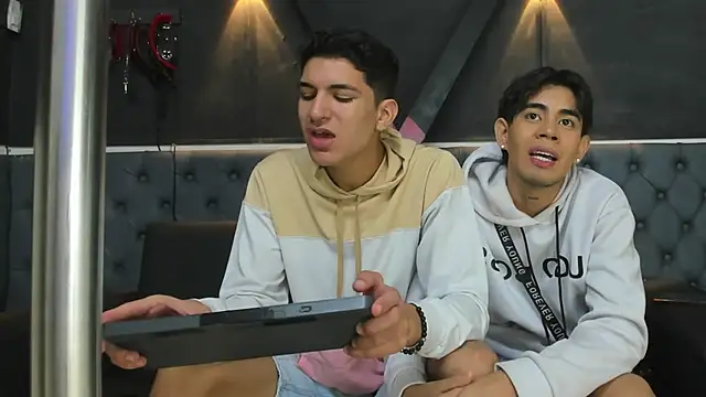 Stiben boy online show from November 8, 2025, 4:23 am