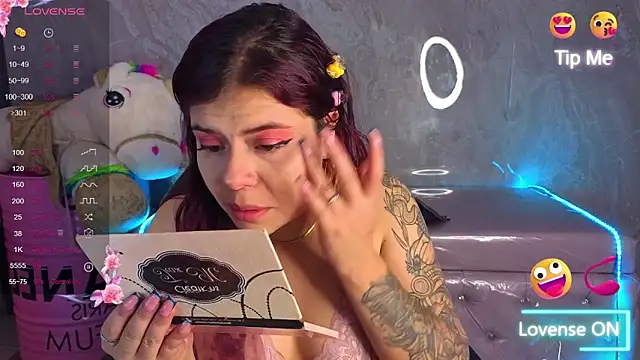 draviana a  online show from February 13, 2026, 3:35 am