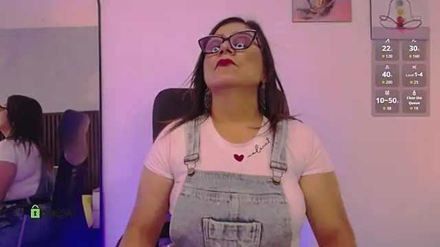 alahia mellers online show from October 25, 2025, 3:03 am