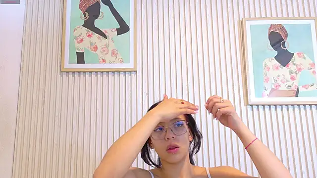 Abrilmirren online show from April 14, 2026, 11:27 am