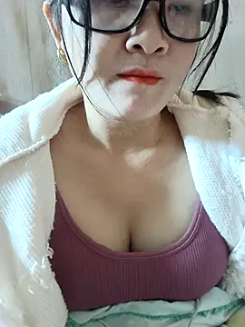 Paul-paul11 online show from November 25, 2025, 2:00 am