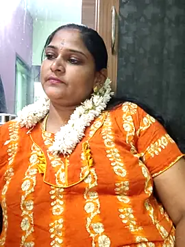 navyasree143 online show from September 29, 2025, 3:06 pm