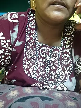 navyasree143 online show from November 8, 2025, 2:17 pm