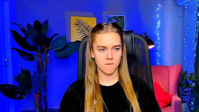 JuneWoods online show from January 15, 2026, 8:19 am