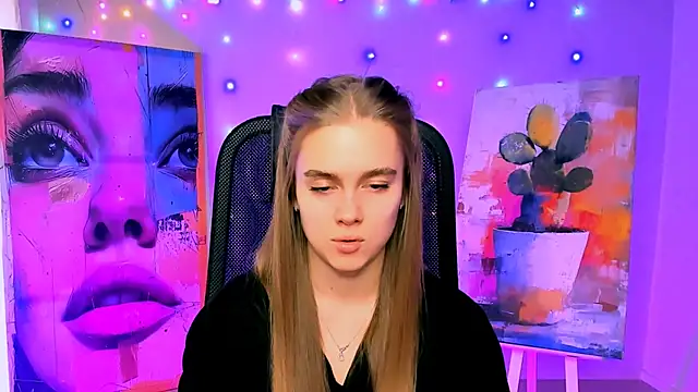 JuneWoods online show from February 10, 2026, 7:23 am