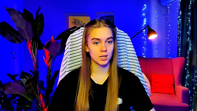 JuneWoods online show from February 25, 2026, 7:29 am