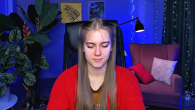 JuneWoods online show from March 26, 2026, 7:14 am