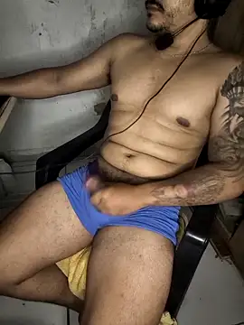 gtzmoreno online show from February 12, 2026, 5:46 am