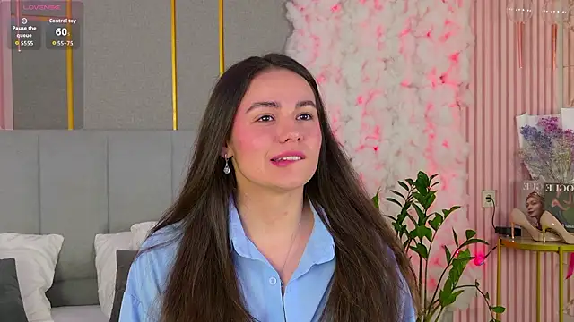 GabiBatista online show from March 26, 2026, 5:13 am