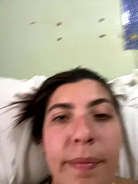 Snapshot of larj021bb chatting on November 13, 2025, 3:55 pm larj021bb online show from November 13, 2025, 3:55 pm