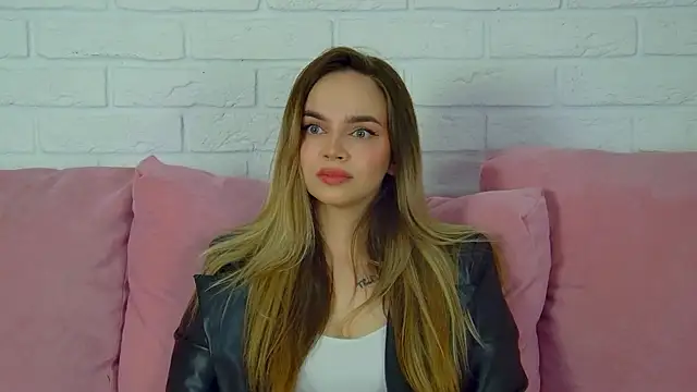 AnitaVenture online show from March 27, 2026, 4:29 am