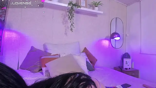 Violeta dh online show from December 19, 2025, 12:34 pm