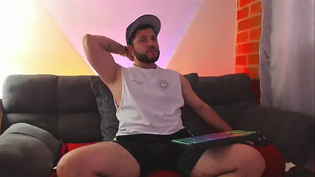 TomSloam online show from October 10, 2025, 5:45 pm