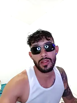 kingbickcockDn online show from October 22, 2025, 3:01 pm