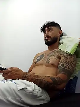 kingbickcockDn online show from November 17, 2025, 3:34 am