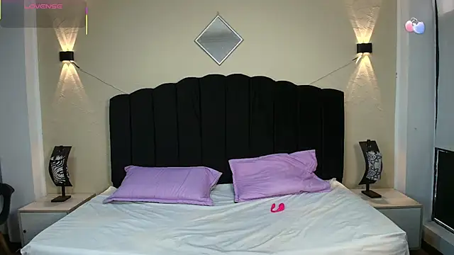 GabySweett  online show from December 16, 2025, 12:32 pm