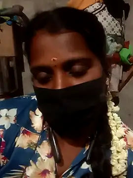 Tamil Hot Sandy online show from October 1, 2025, 6:47 pm