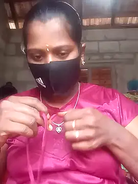 Tamil Hot Sandy online show from November 6, 2025, 5:30 am