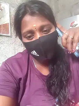 Tamil Hot Sandy online show from November 11, 2025, 5:07 am