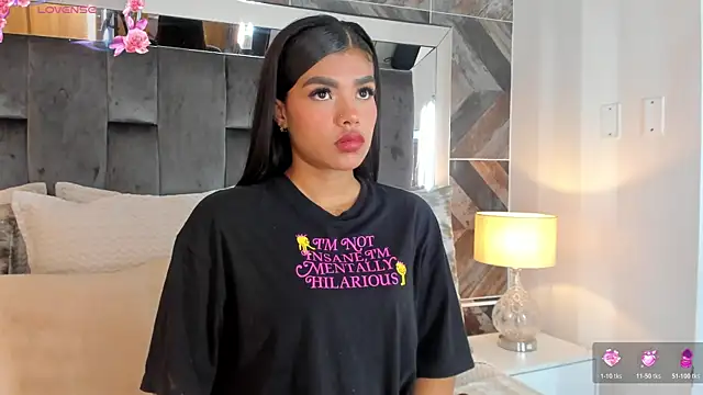 NaylaGrey online show from November 7, 2025, 12:16 pm