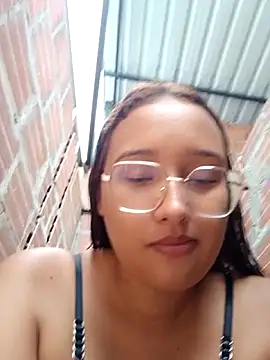 young dairy01 online show from December 20, 2025, 12:23 pm