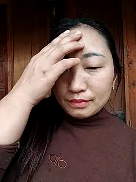 zhen-zo online show from February 14, 2026, 6:32 am