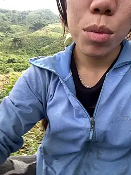 nhinhi-sexy online show from November 14, 2025, 5:39 am