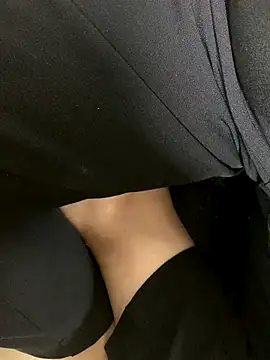 Lydia-a online show from October 31, 2025, 7:20 am