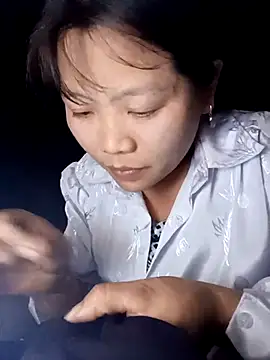 bree-zz online show from February 1, 2026, 12:48 pm