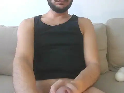 Snapshot of bigcoconut333 chatting on October 4, 2025, 9:40 am bigcoconut333 online show from October 4, 2025, 9:40 am