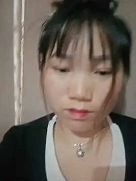 min-xinh online show from May 12, 2026, 9:28 am