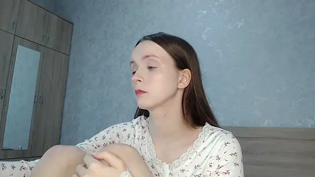 Yourplayfulspark online show from October 6, 2025, 8:39 pm