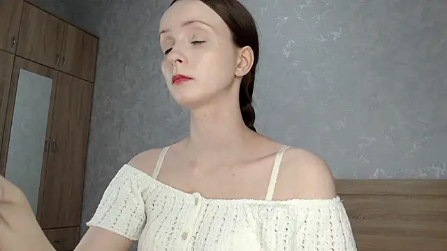 Yourplayfulspark online show from October 25, 2025, 6:13 pm