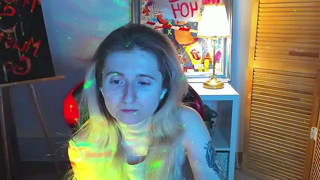 CamillaDreamer online show from April 7, 2026, 7:14 pm