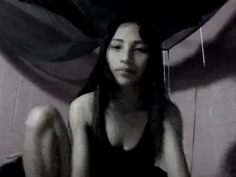 Snapshot of July_sexy69 chatting on May 21, 2026, 1:45 am July sexy69 online show from May 21, 2026, 1:45 am