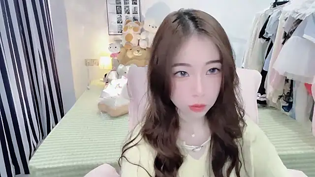 Gardenia-222 online show from November 16, 2025, 7:47 am