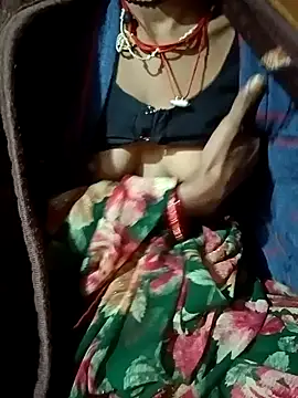 Lona2525 online show from November 19, 2025, 8:20 pm